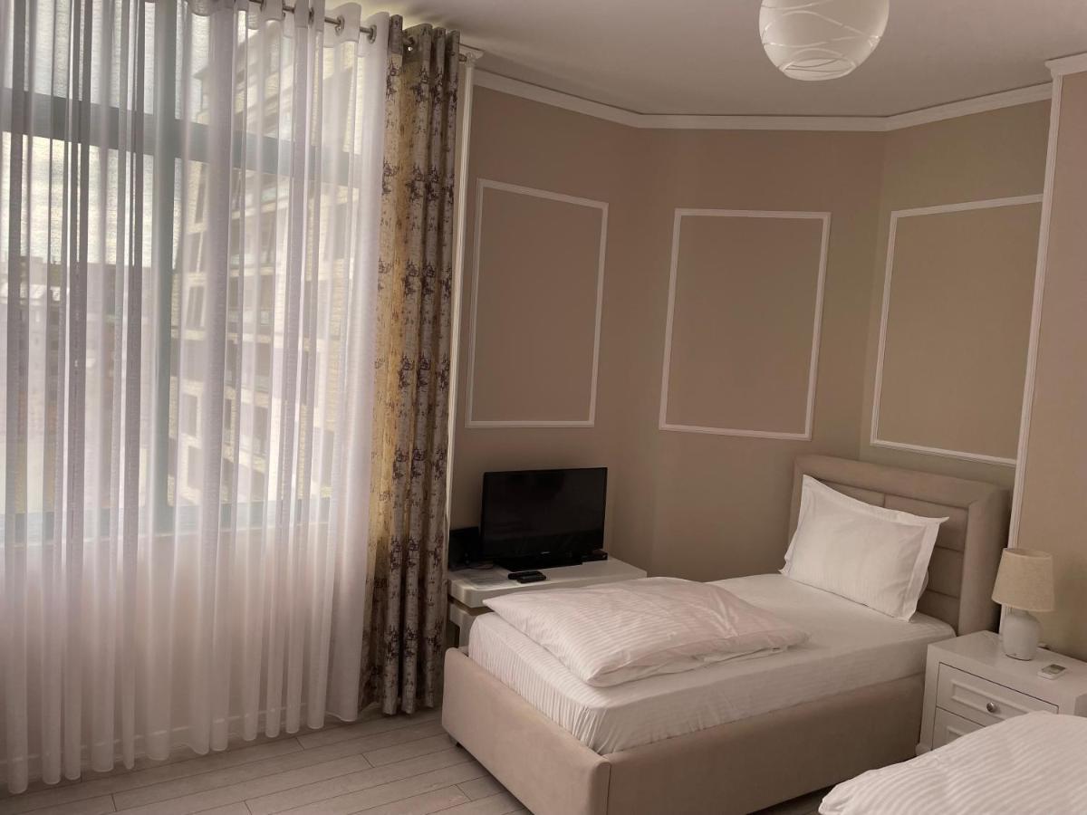 Appartement Sun Tower-Center Of Tirana Extérieur photo